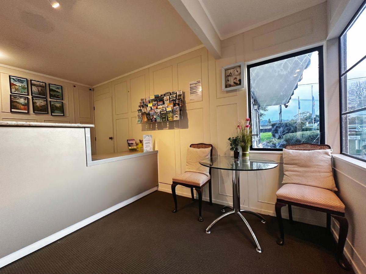Kingswood Manor Motel Whangarei Exterior photo